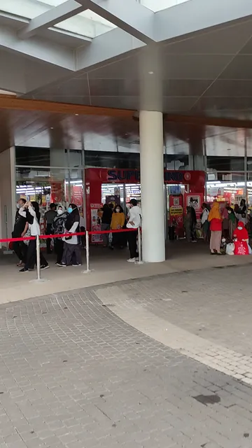 Super Indo Paradise Walk Serpong