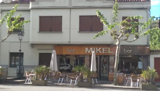 Bar -Mikel- cafeteria