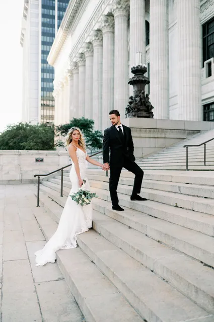 Bombshell Uptown Salon