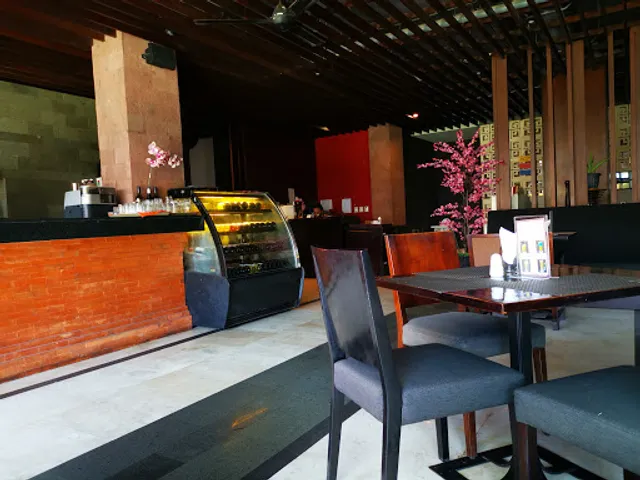 W Senses Grill Dining & Bar Restaurant