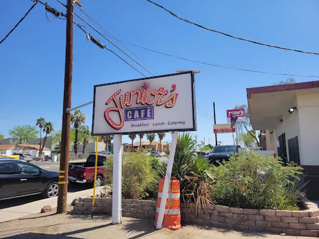 Junior's Cafe