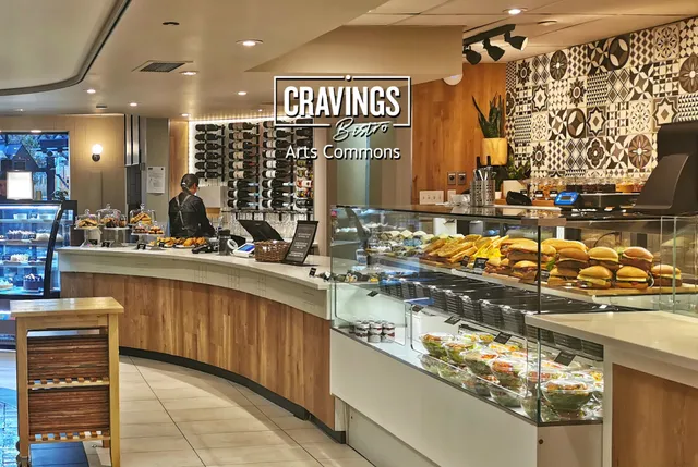 Cravings Bistro