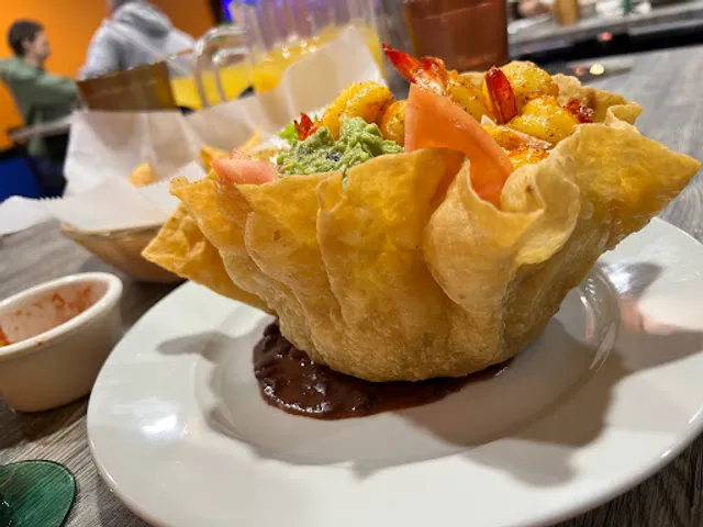 Pupuseria & Antojitos Santa Elena 2