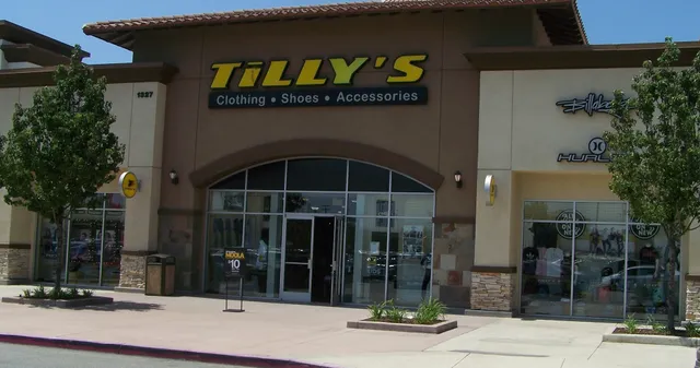 Tillys