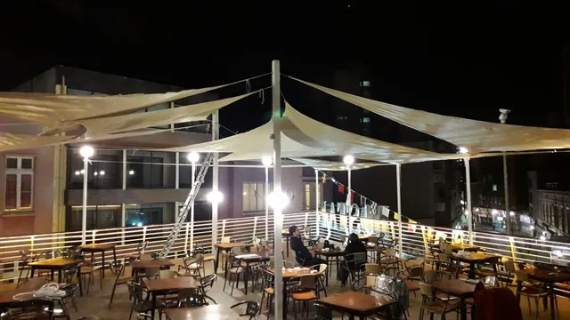 Hotel Bar Restaurante en Valparaiso