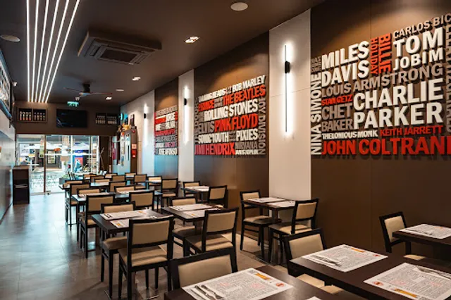 Lado B Café (Coliseu)