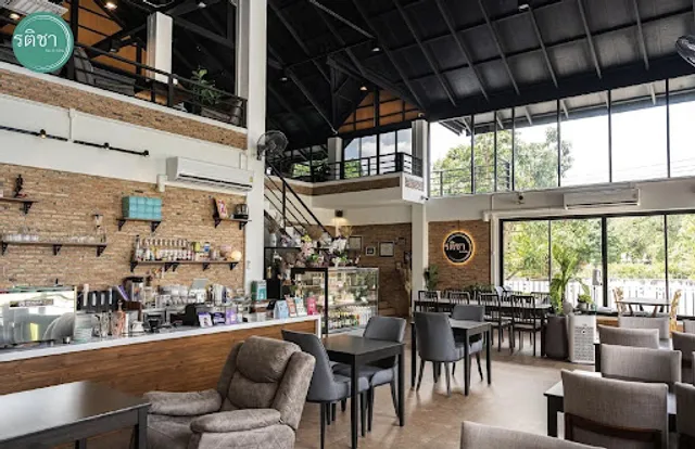 Raticha Cafe & Restaurant