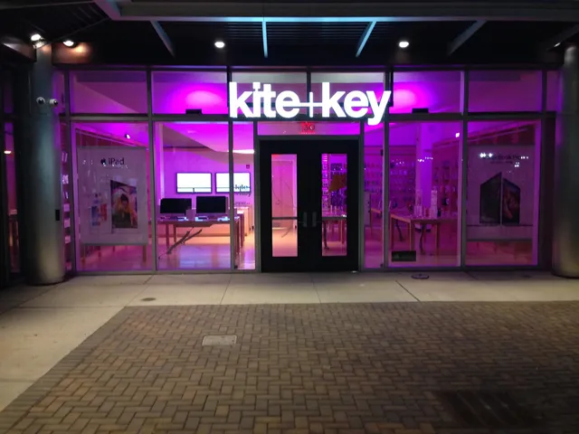 kite+key, Rutgers Tech Store