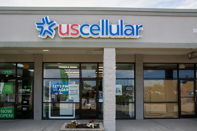 Authorized Retailer UScellular & T-Mobile