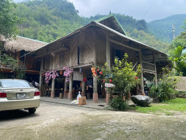 Sánh Thuấn Homestay