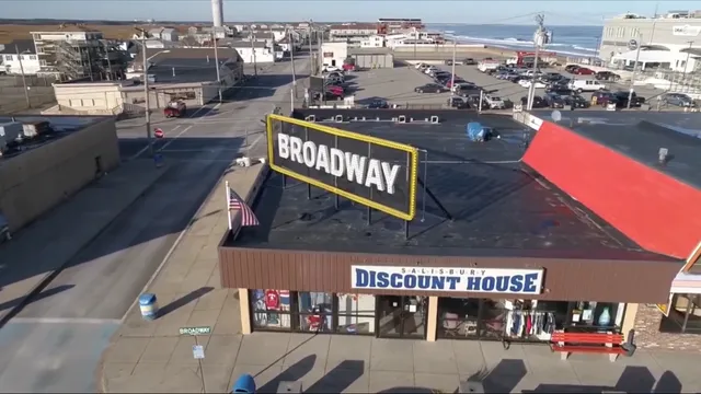 Salisbury Discount House