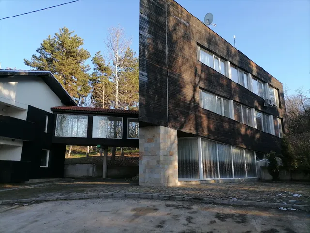 Семеен хотел Чекръка