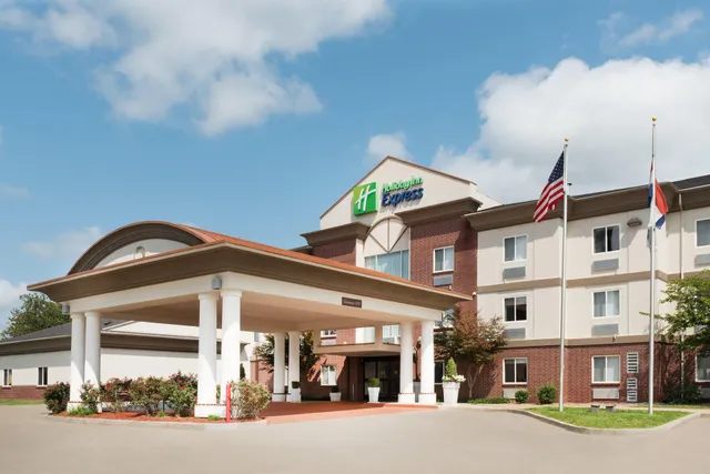 Holiday Inn Express Warrenton by IHG