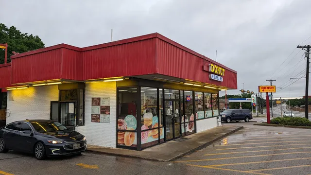 Bedford Hello Donuts