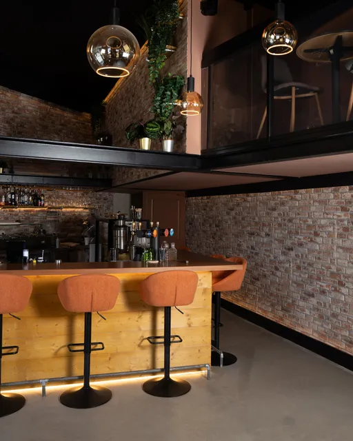 The One - Coffee Shop, Bar Tapas & Lounge in Nice