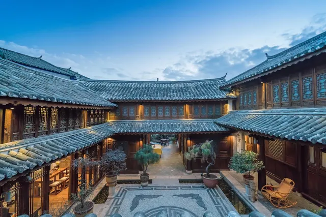 Artistic Suite Lijiang