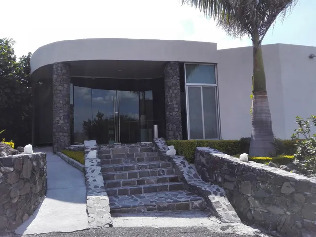 Las Puertas al Cielo