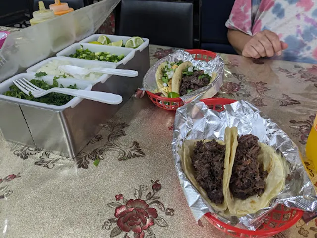 La Raza Taquería y Carnicería