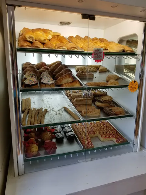 Yuly's Bakery