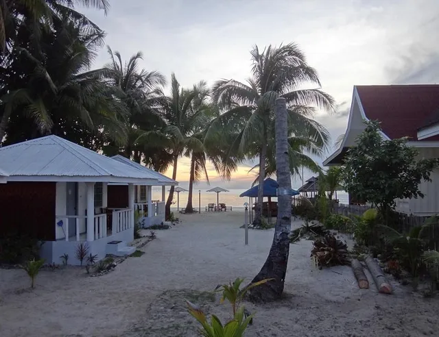 Abaniko Beach Resort
