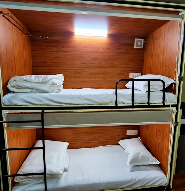 Rahul Men's AC Dormitory