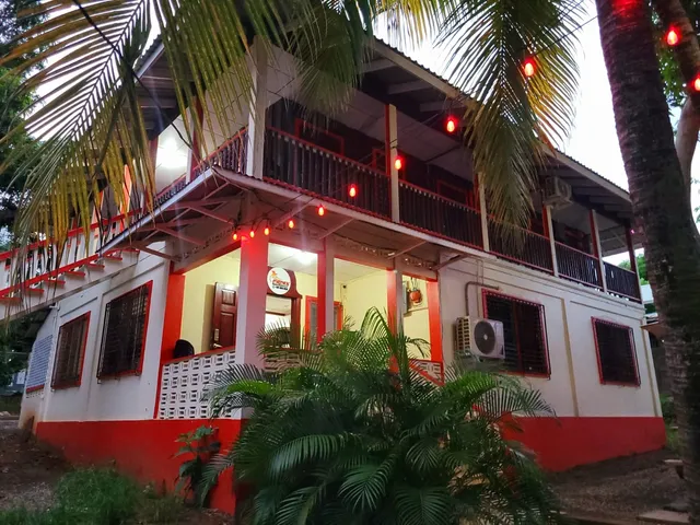 Fenix Hotel & Hostel