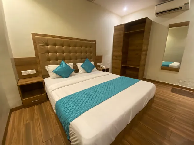 Hotel Pearls BKC Inn