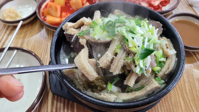 맘스터치 제주대점