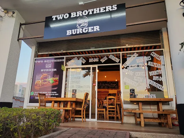 Two Brothers Burger Castaños