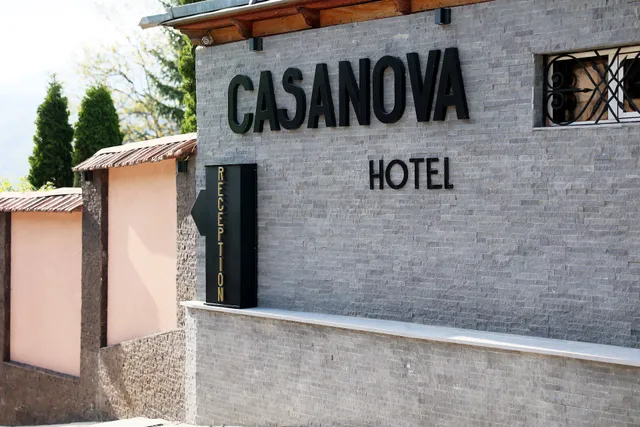 Casanova Inn