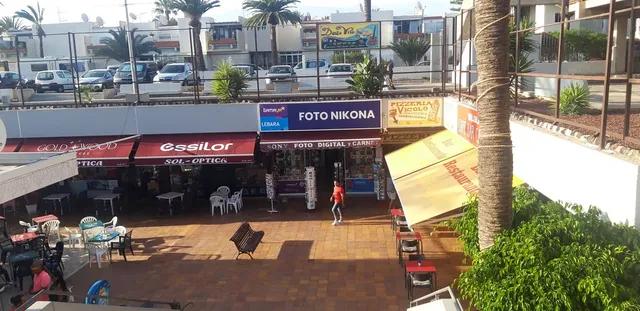 Ten-Bel Shopping Centre