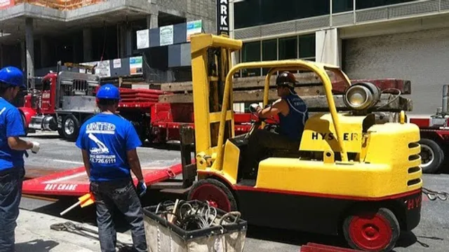 United Crane & Rigging Services Inc.