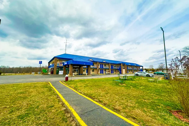 Happy stay inn Madisonville I-69 By OYO