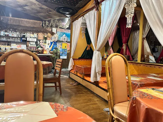 ＲＴＡＳＩＡＮＣＡＦＥ