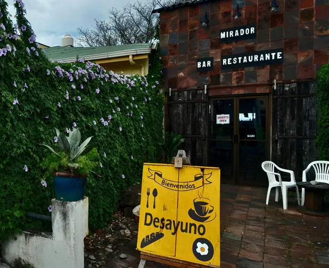 Hotel y Restaurante Punta Descartes