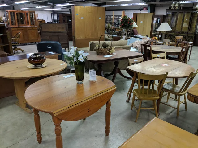 Furniture Consignment Warehouse