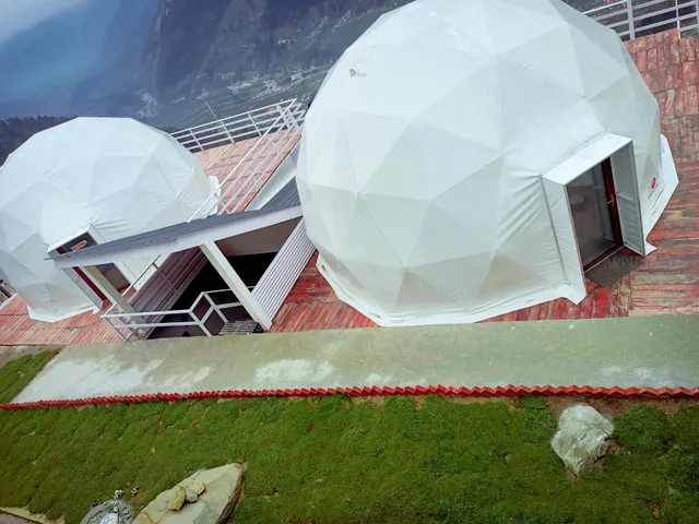 Mystic Heist Resort and Cafe