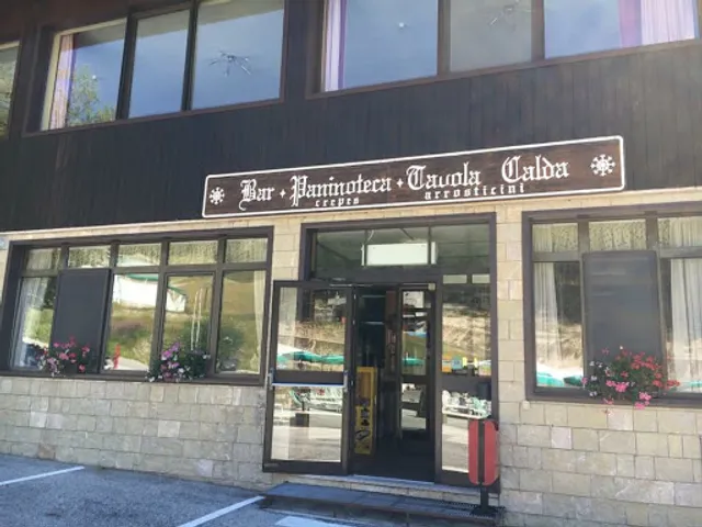 Tavola Calda Boschetto - Noleggio Sci