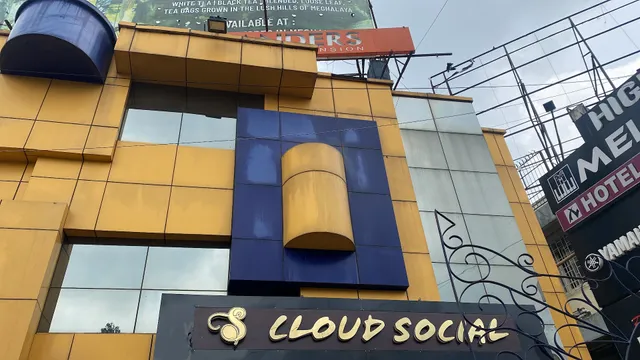 Cloud social