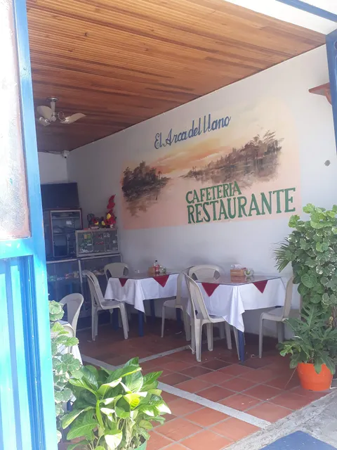 Arca Del LLano Cafeteria Restaurante