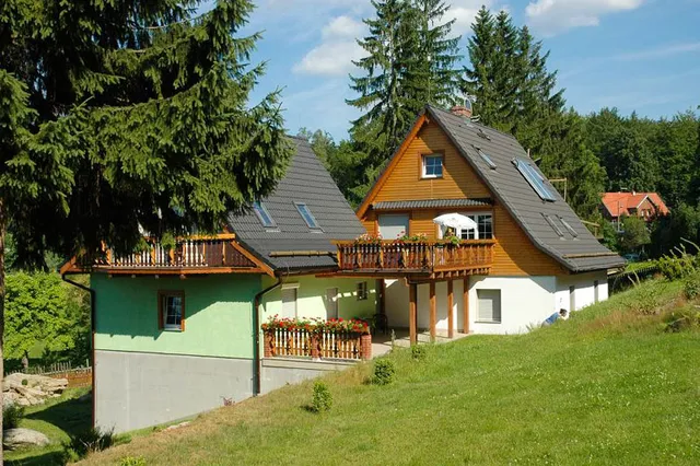 JELONEK Michałowice