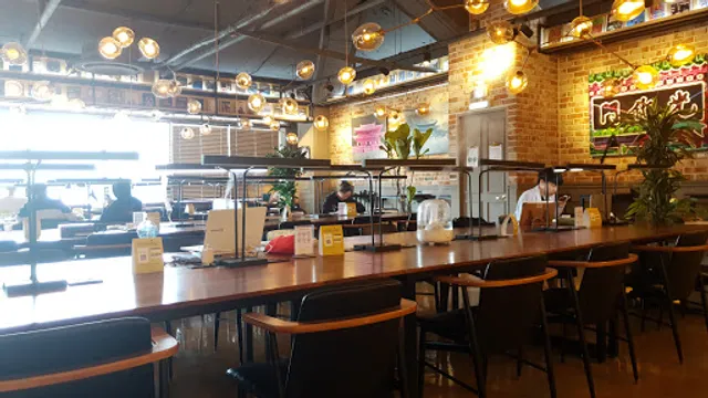 더라이브러리 수내점