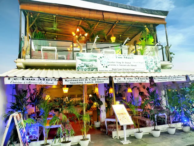 Le Too Much Restaurant & Café Dessert