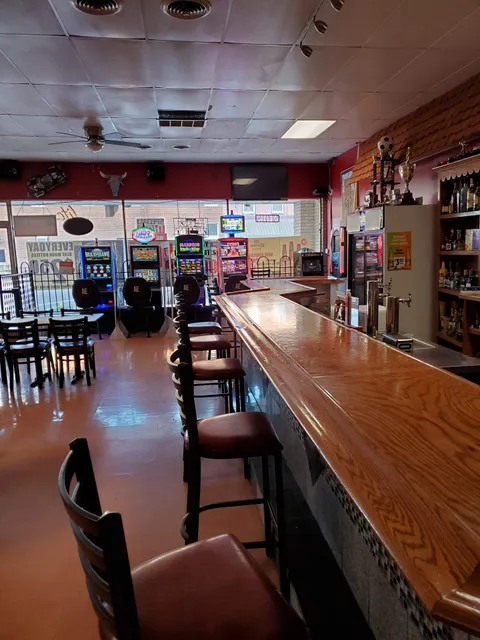 De La O Restaurant & Bar