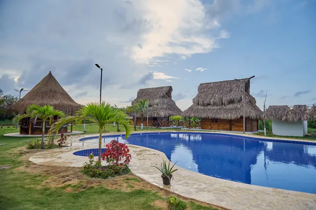 Susurros Del Paraíso - Eco Spa Mental