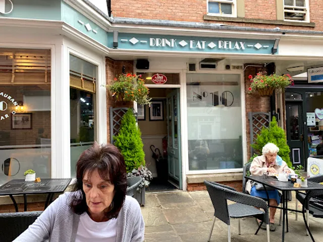 No10 Cafe & Restaurant