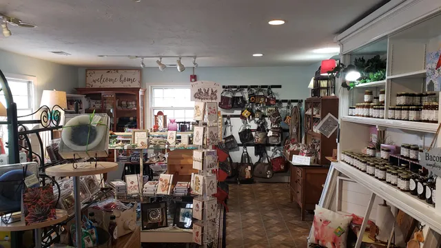 Mama Ann's Gifts & Goodies (formerly The General Store)