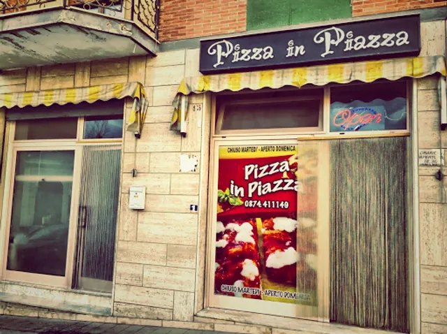 Pizza In Piazza