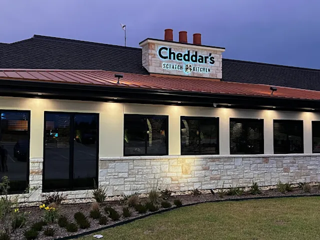 Cheddar's Scratch Kitchen