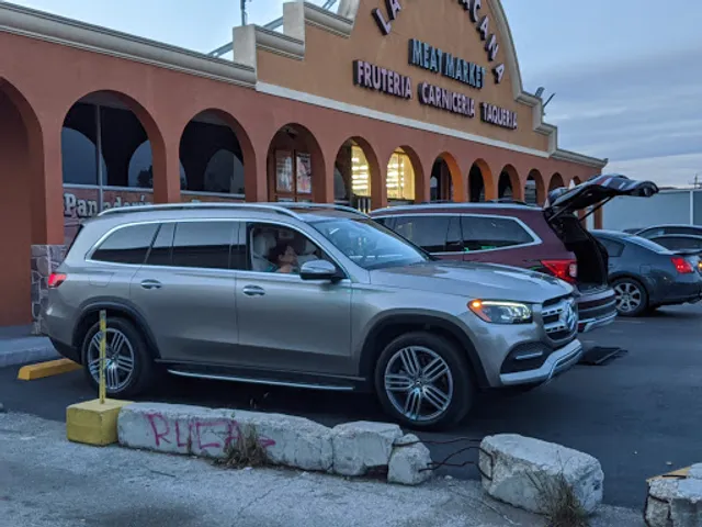 Al Hawi Grill (Food Truck)